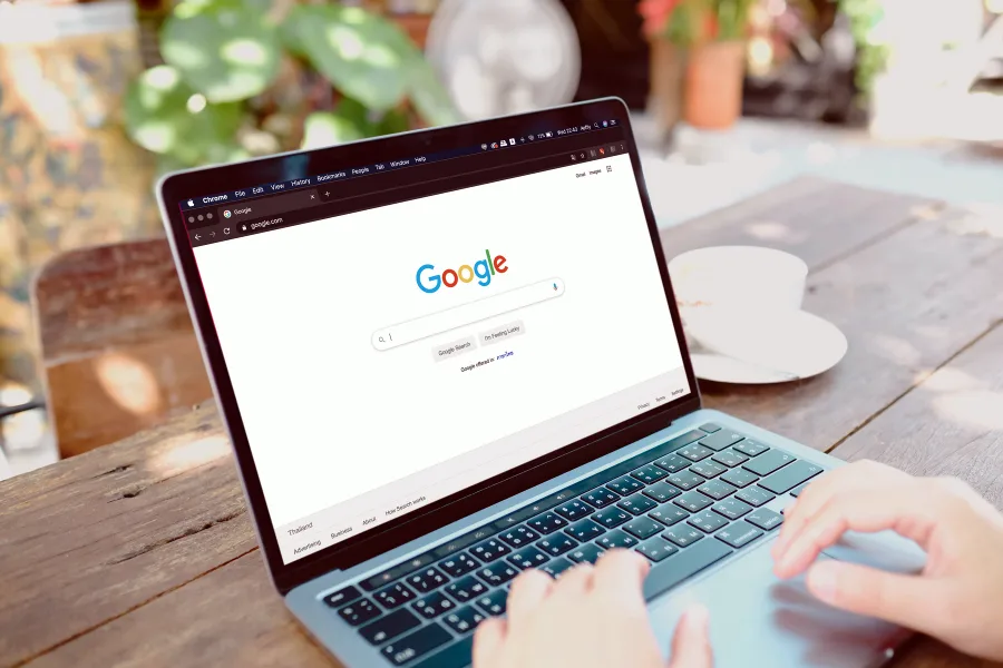 1. Заборона індексації через файл robots.txt або мета-теги 1. Заборона індексації через файл robots.txt або мета-теги