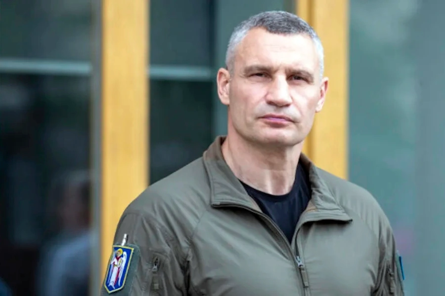 кличко закликав киян виїхати за місто 1